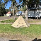 ​Pentagonal pyramid with door from 1928 near street corner